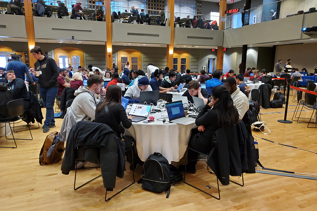 students at cyber competition