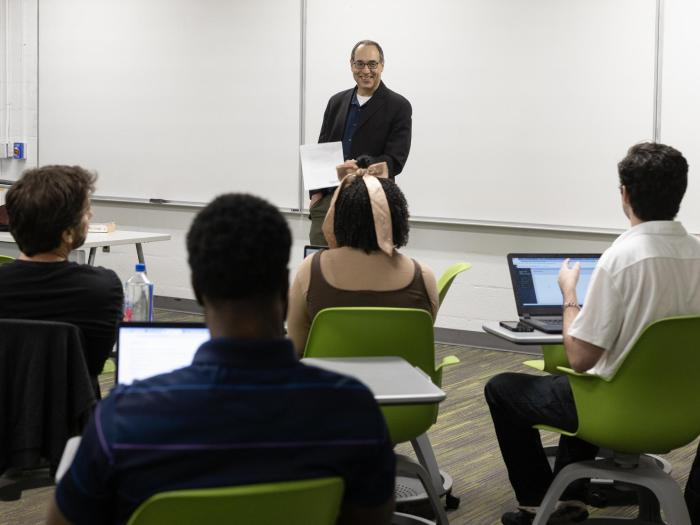 Matt Dallek teaching a class